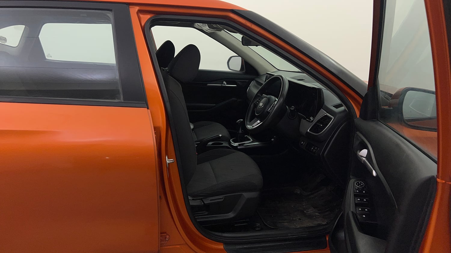 Used 2020 Kia Seltos HTK Plus D Diesel Manual interior RIGHT SIDE FRONT DOOR CABIN VIEW