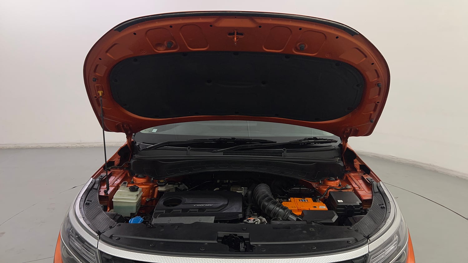 Used 2020 Kia Seltos HTK Plus D Diesel Manual engine ENGINE & BONNET OPEN FRONT VIEW