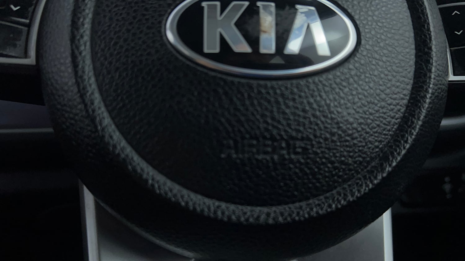 Used 2020 Kia Seltos HTK Plus D Diesel Manual top_features Airbags