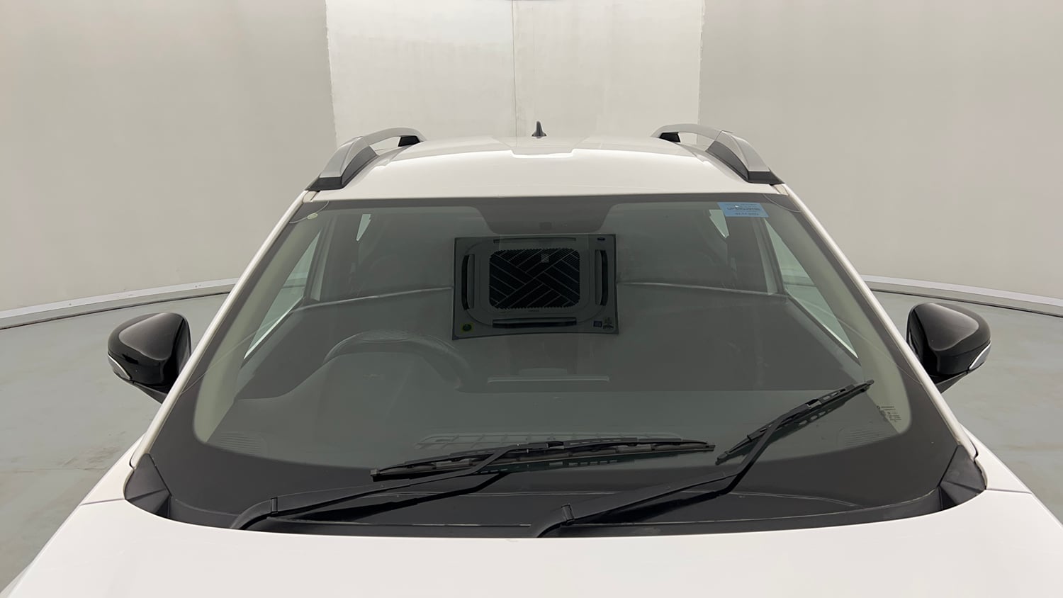 Used 2022 Renault Kiger RXZ Turbo CVT Petrol Automatic exterior FRONT WINDSHIELD VIEW