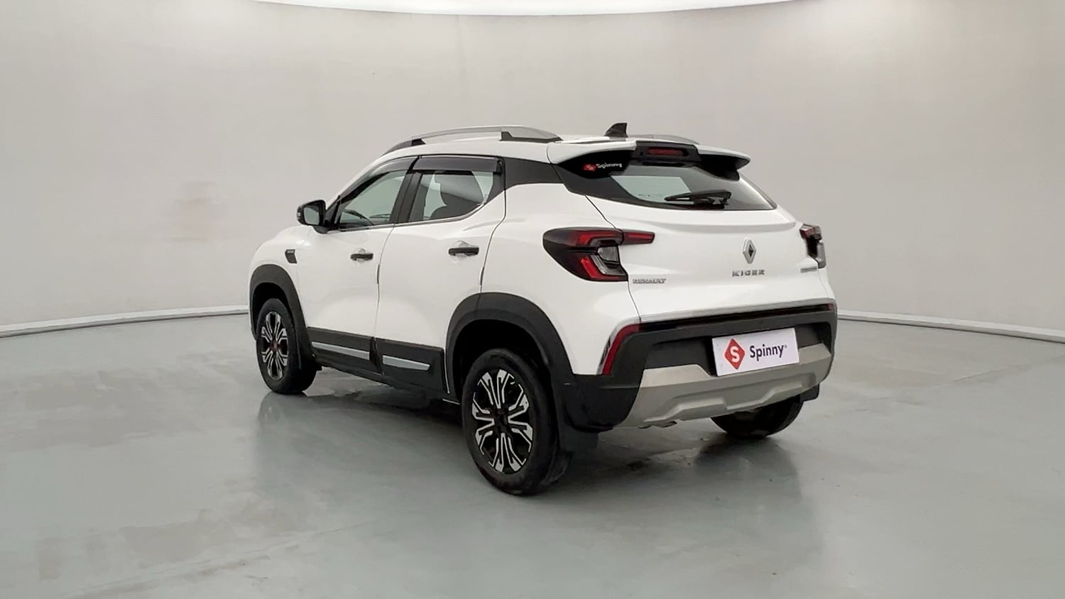 Used 2022 Renault Kiger RXZ Turbo CVT Petrol Automatic exterior LEFT REAR CORNER VIEW