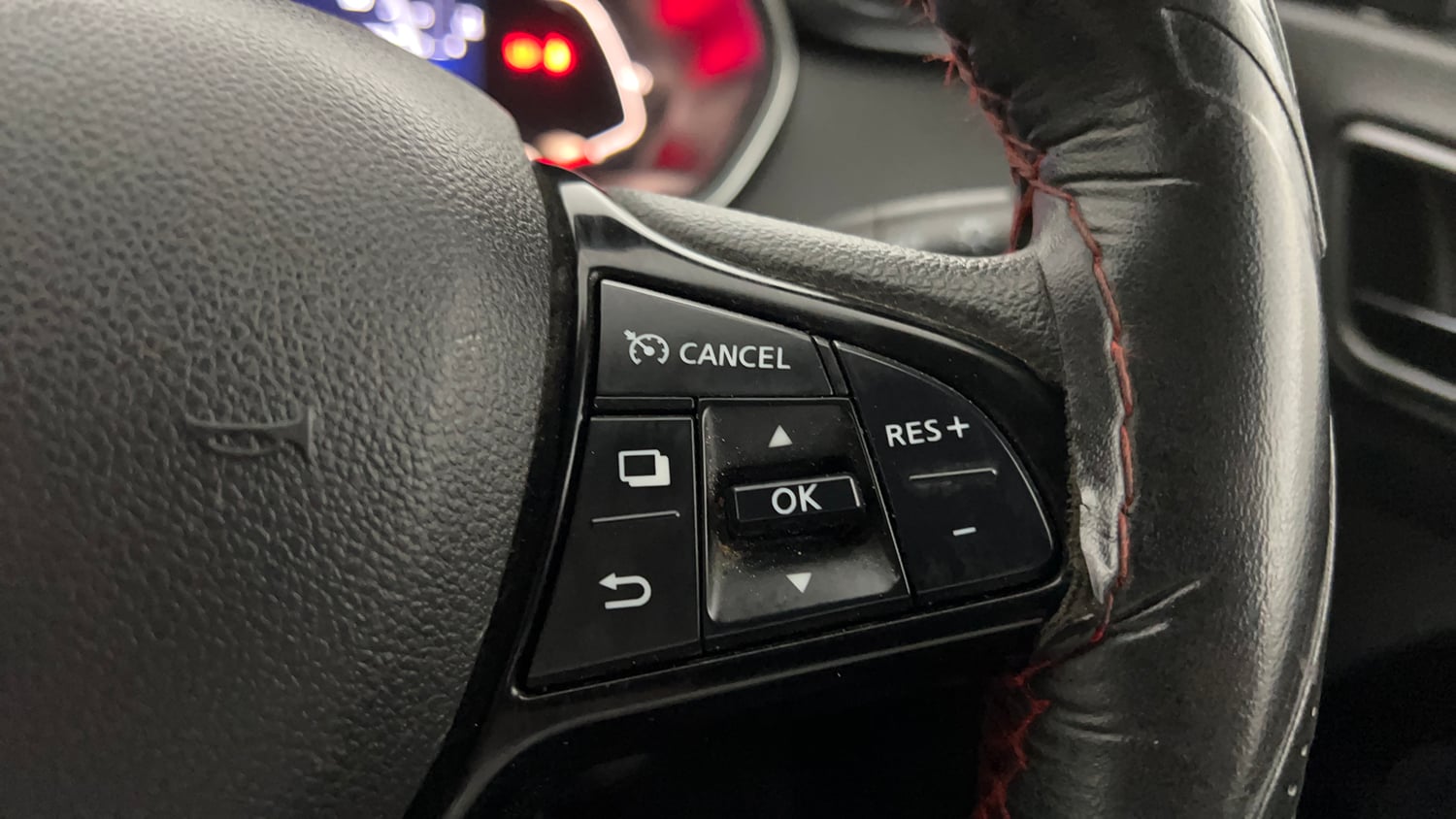 Used 2022 Renault Kiger RXZ Turbo CVT Petrol Automatic top_features Cruise control