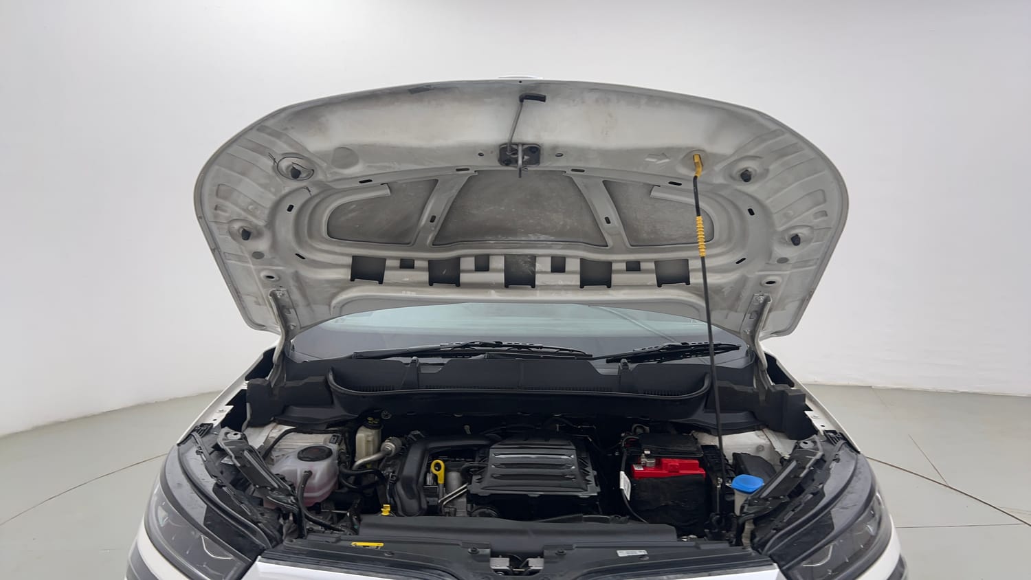 Used 2022 Skoda Kushaq Style 1.0L TSI AT Petrol Automatic engine ENGINE & BONNET OPEN FRONT VIEW