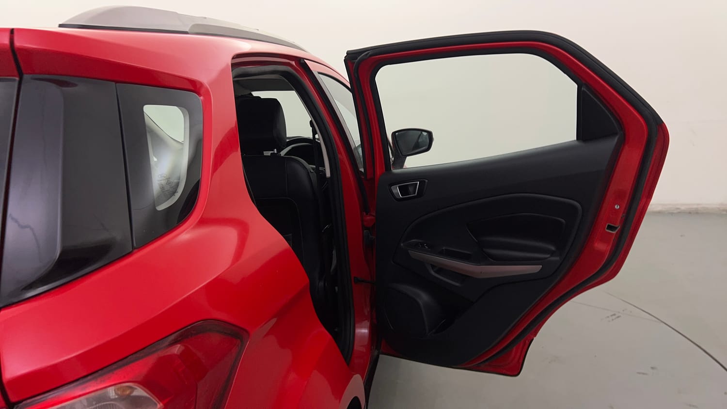 2018 Ford EcoSport Titanium + 1.5L Ti-VCT AT-20