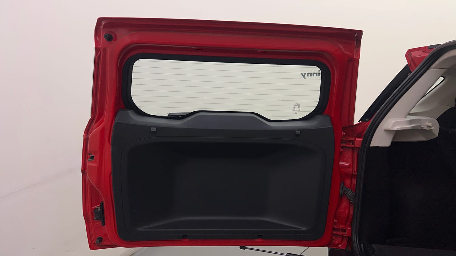 2018 Ford EcoSport Titanium + 1.5L Ti-VCT AT-24