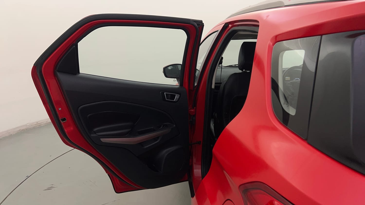 2018 Ford EcoSport Titanium + 1.5L Ti-VCT AT-22