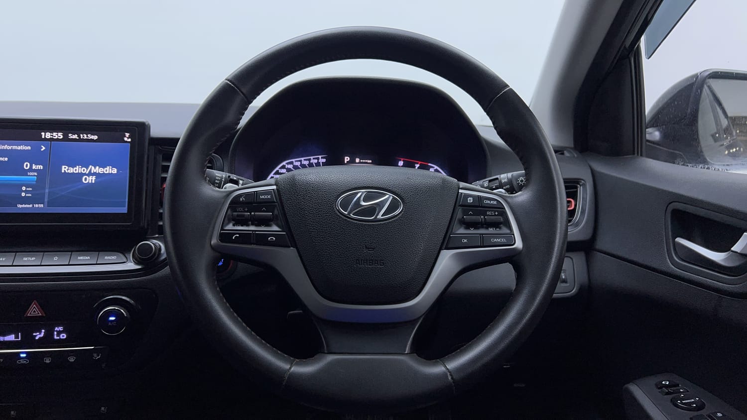 Used 2021 Hyundai Verna SX (O) 1.0 Turbo DCT Petrol Automatic interior STEERING VIEW