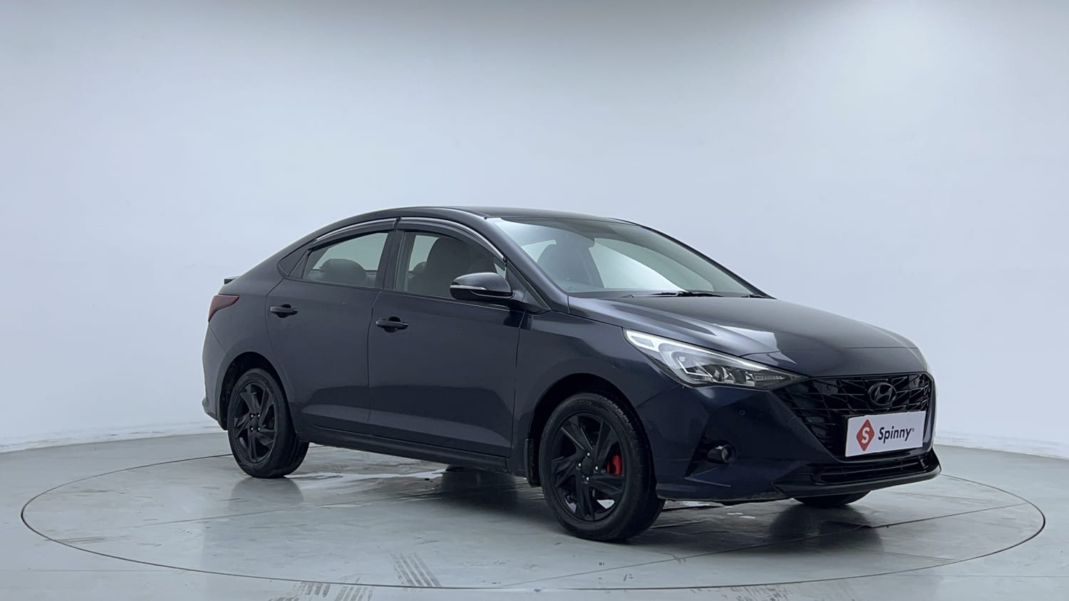 Used 2021 Hyundai Verna SX (O) 1.0 Turbo DCT Petrol Automatic exterior RIGHT FRONT CORNER VIEW