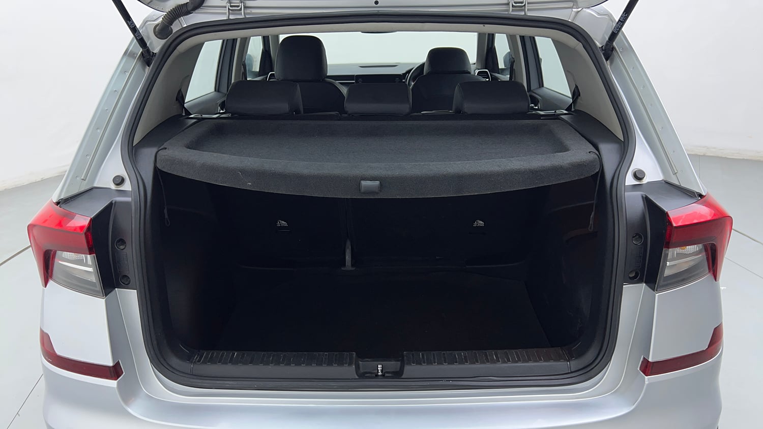 Used 2022 Skoda Kushaq Style 1.5L TSI MT Petrol Manual interior DICKY INSIDE VIEW