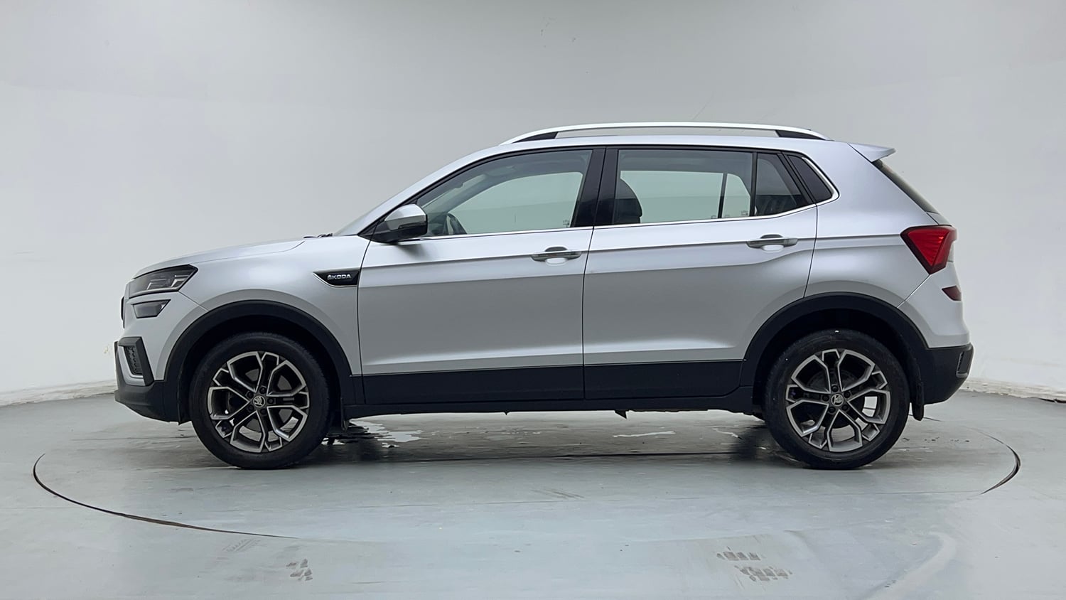 Used 2022 Skoda Kushaq Style 1.5L TSI MT Petrol Manual exterior LEFT SIDE VIEW