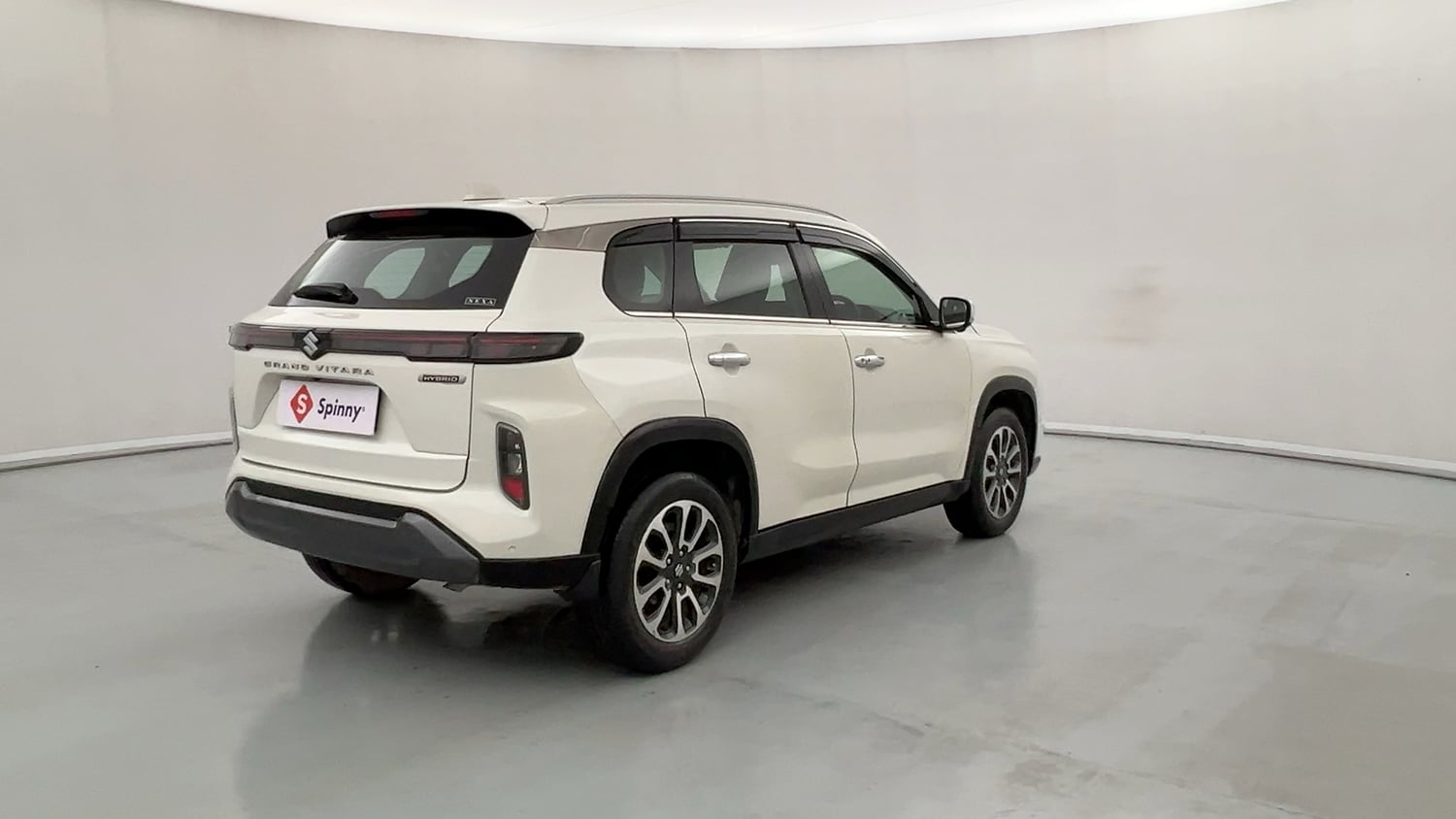 Used 2023 Maruti Suzuki Grand Vitara Alpha Plus Intelligent Hybrid eCVT Hybrid Automatic exterior RIGHT REAR CORNER VIEW