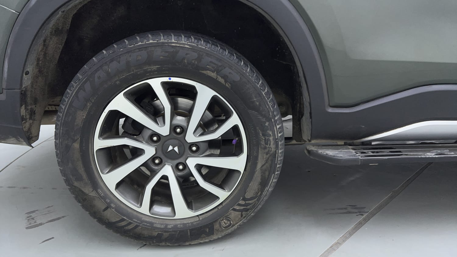 2022 Mahindra Scorpio N Z8 L Diesel AT 2WD 6 STR-34