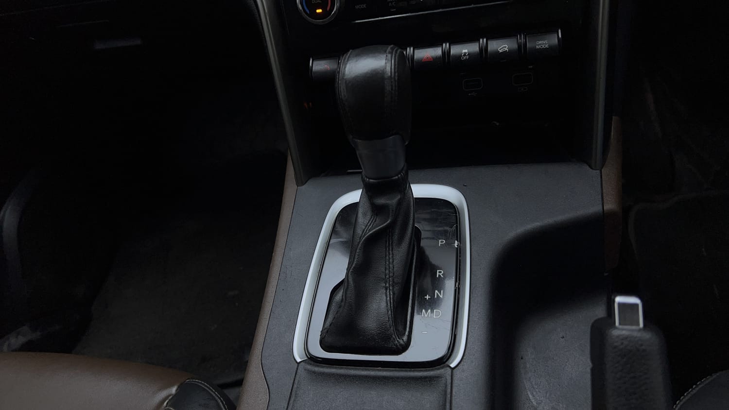 2022 Mahindra Scorpio N Z8 L Diesel AT 2WD 6 STR-16