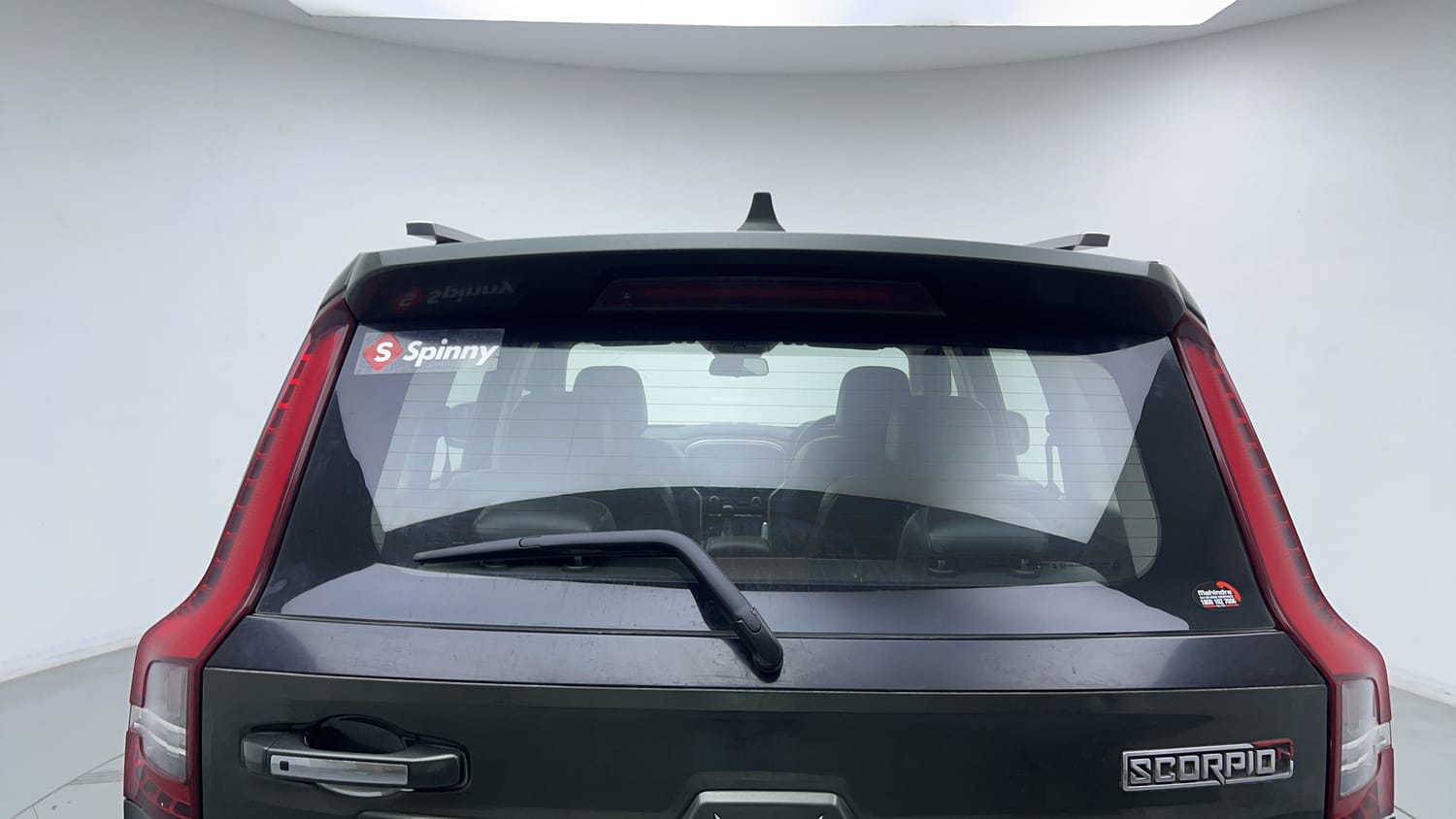 2022 Mahindra Scorpio N Z8 L Diesel AT 2WD 6 STR-9