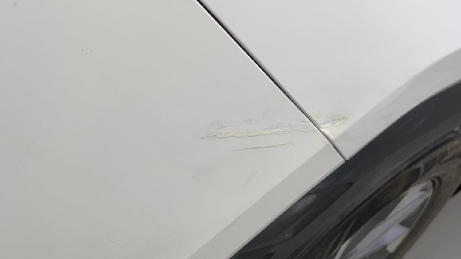 Used 2023 Hyundai Tucson Signature 2.0 AT Petrol Petrol Automatic dents MINOR SCRATCH