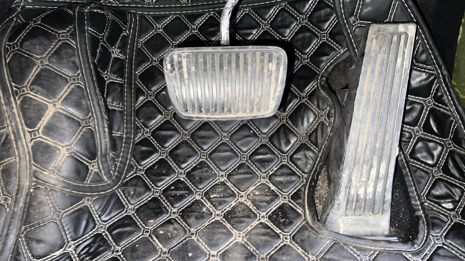 Used 2023 Hyundai Tucson Signature 2.0 AT Petrol Petrol Automatic interior PEDALS VIEW