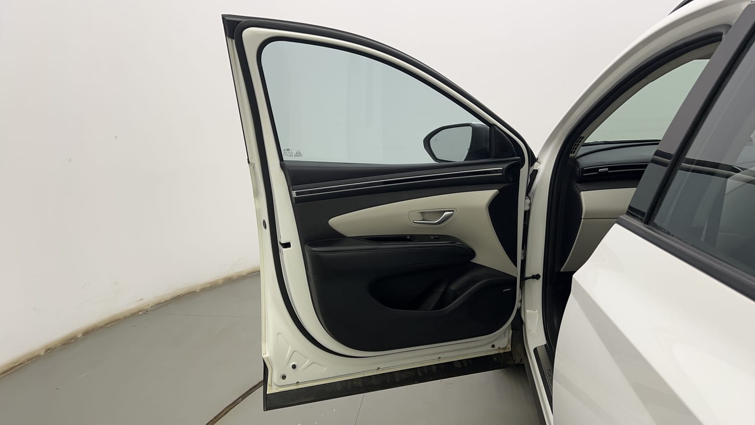 Used 2023 Hyundai Tucson Signature 2.0 AT Petrol Petrol Automatic interior LEFT FRONT DOOR OPEN VIEW