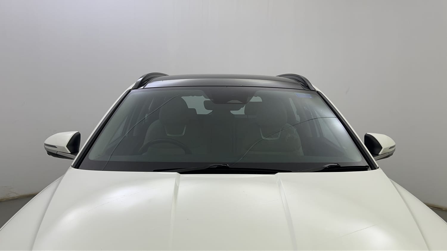 Used 2023 Hyundai Tucson Signature 2.0 AT Petrol Petrol Automatic exterior FRONT WINDSHIELD VIEW
