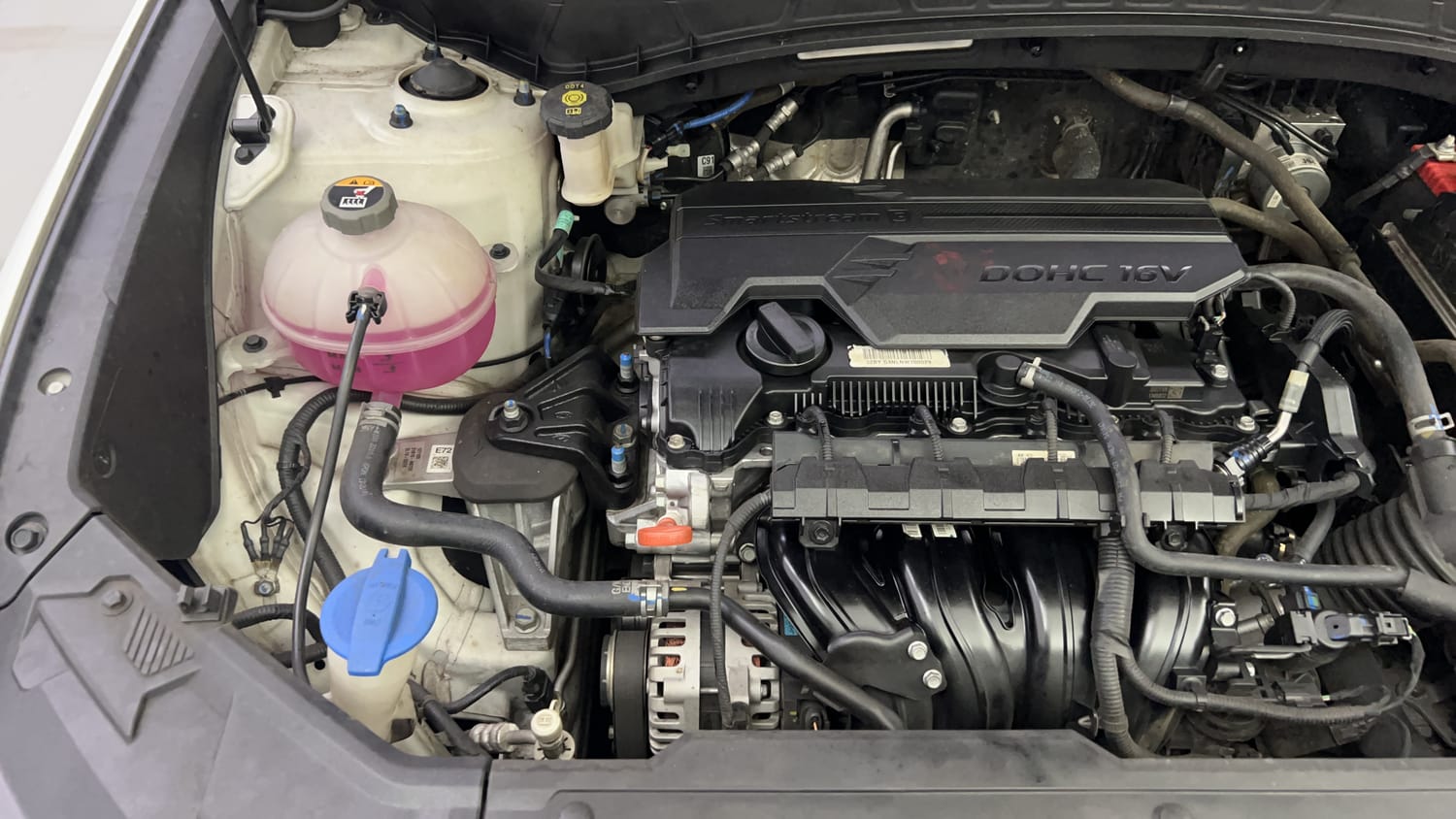 Used 2023 Hyundai Tucson Signature 2.0 AT Petrol Petrol Automatic engine ENGINE RIGHT SIDE VIEW