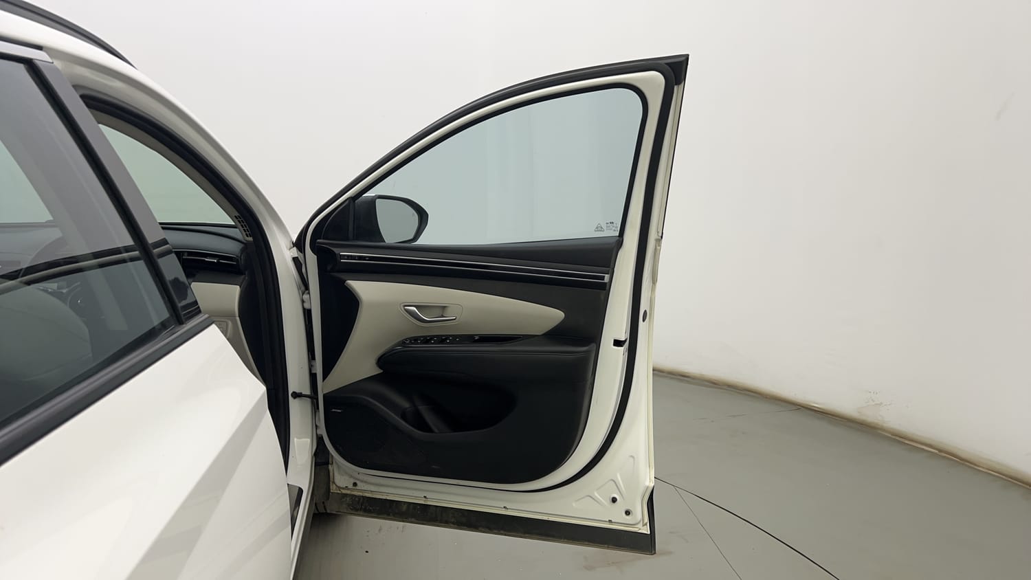 Used 2023 Hyundai Tucson Signature 2.0 AT Petrol Petrol Automatic interior RIGHT FRONT DOOR OPEN VIEW