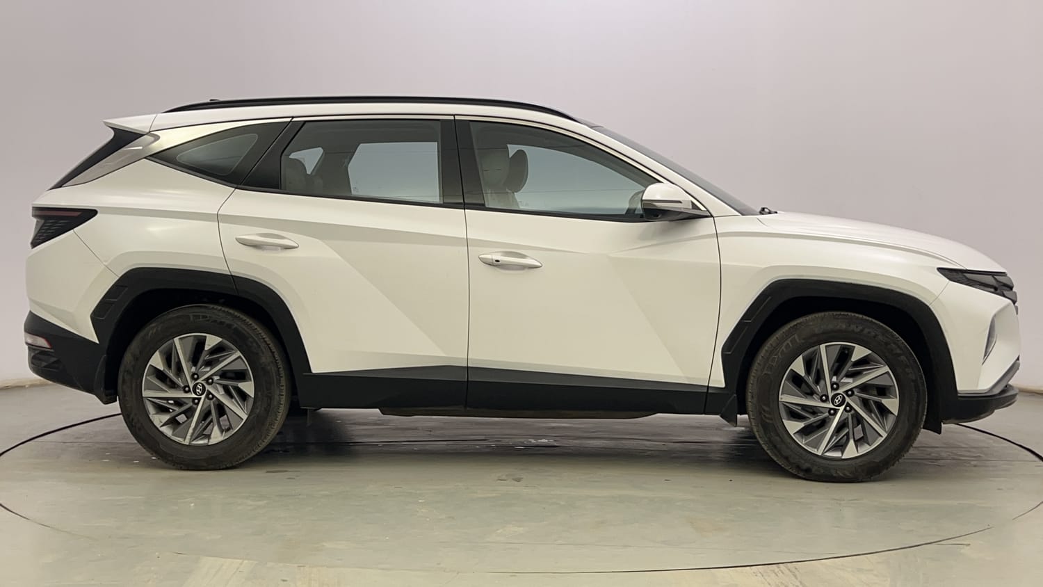 Used 2023 Hyundai Tucson Signature 2.0 AT Petrol Petrol Automatic exterior RIGHT SIDE VIEW