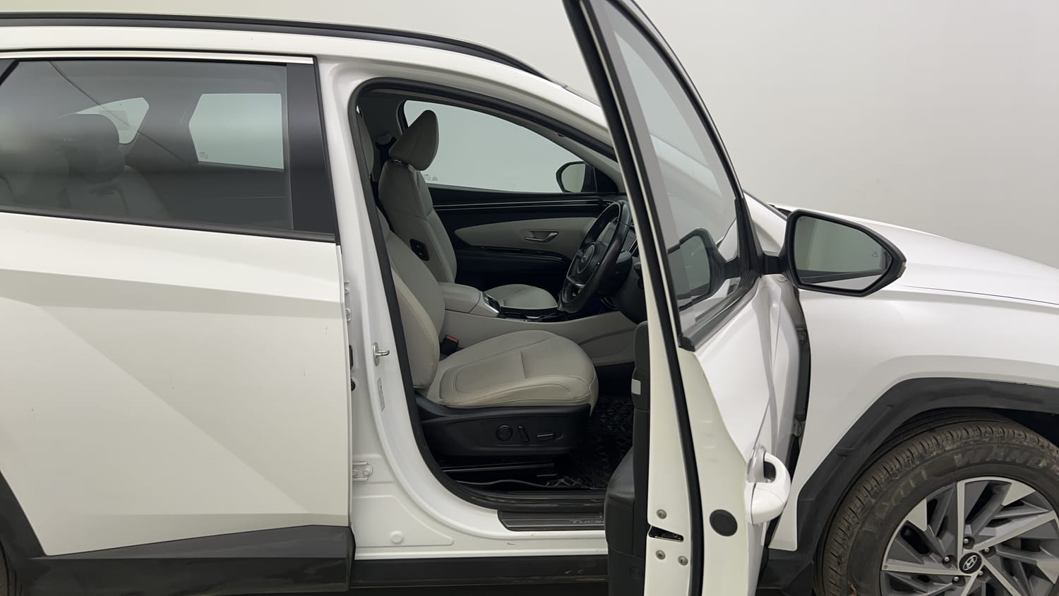 Used 2023 Hyundai Tucson Signature 2.0 AT Petrol Petrol Automatic interior RIGHT SIDE FRONT DOOR CABIN VIEW