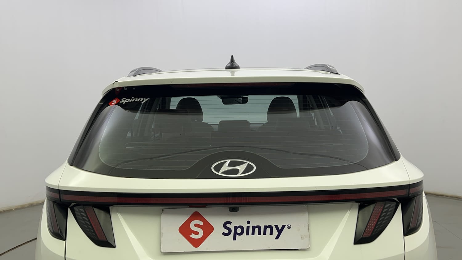 Used 2023 Hyundai Tucson Signature 2.0 AT Petrol Petrol Automatic exterior BACK WINDSHIELD VIEW