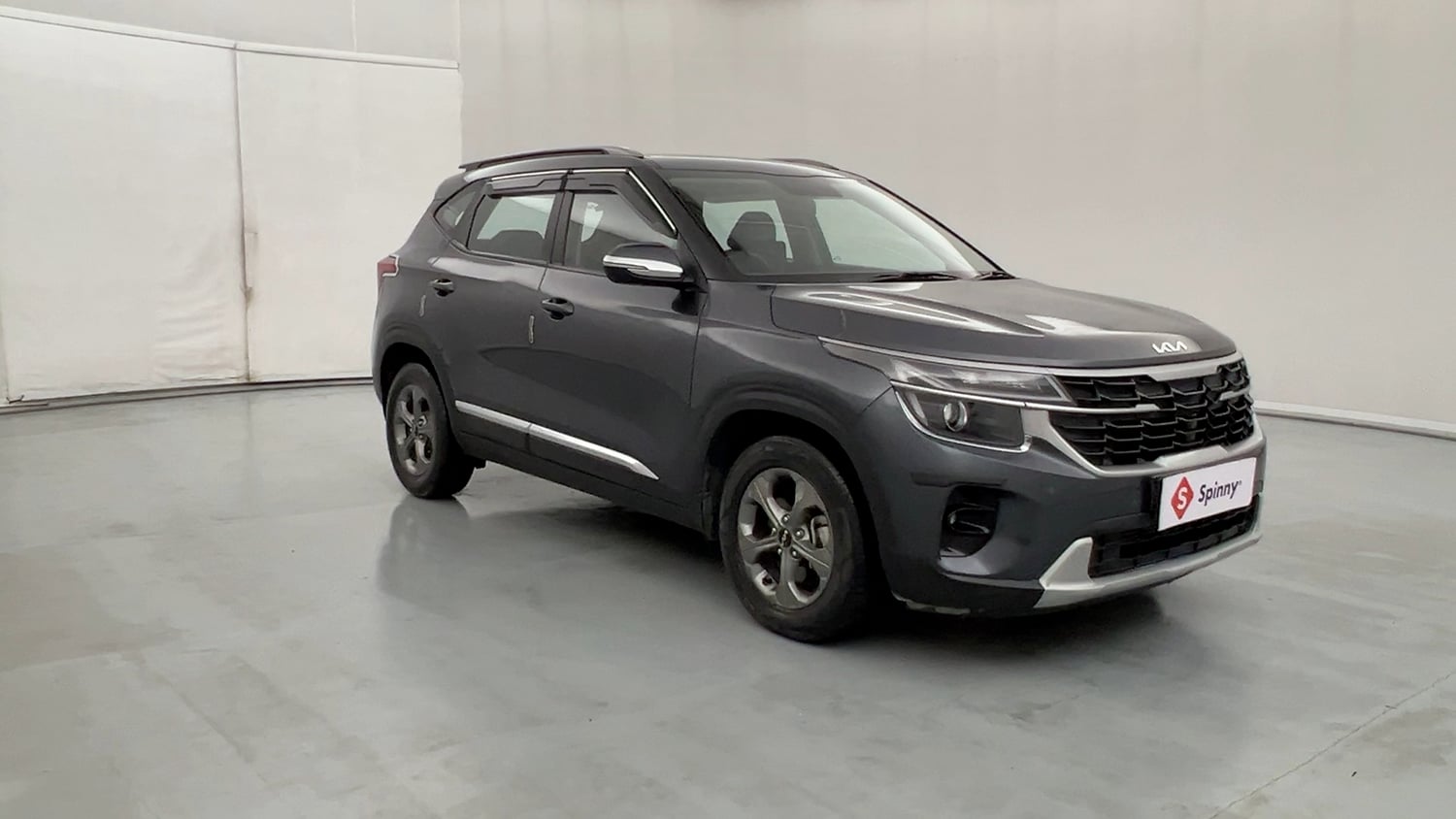 Used 2023 Kia Seltos HTK Plus 1.5 Turbo Petrol iMT Petrol Manual exterior RIGHT FRONT CORNER VIEW