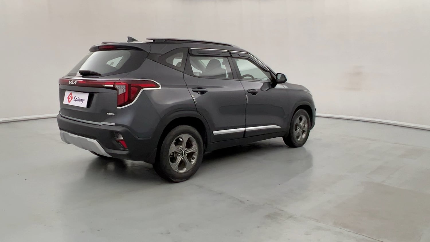 Used 2023 Kia Seltos HTK Plus 1.5 Turbo Petrol iMT Petrol Manual exterior RIGHT REAR CORNER VIEW