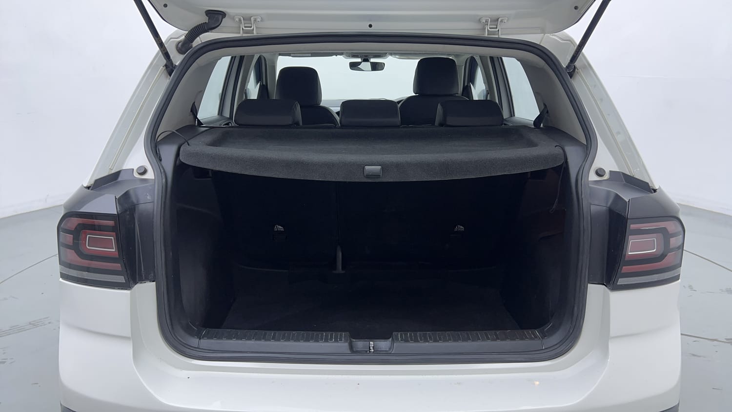 2021 Volkswagen Taigun Topline 1.0 TSI AT-25