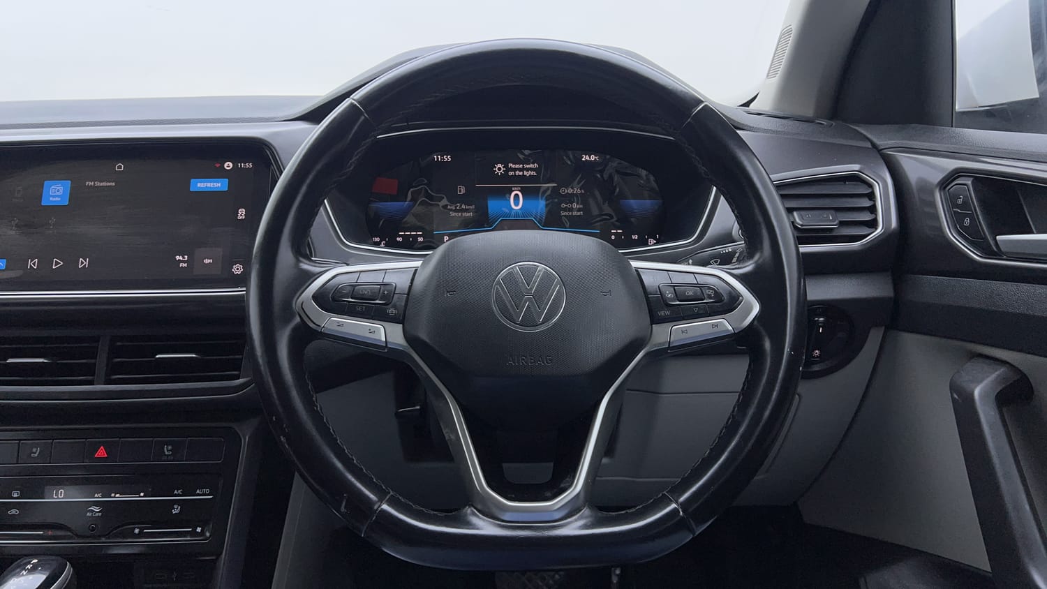 2021 Volkswagen Taigun Topline 1.0 TSI AT-14