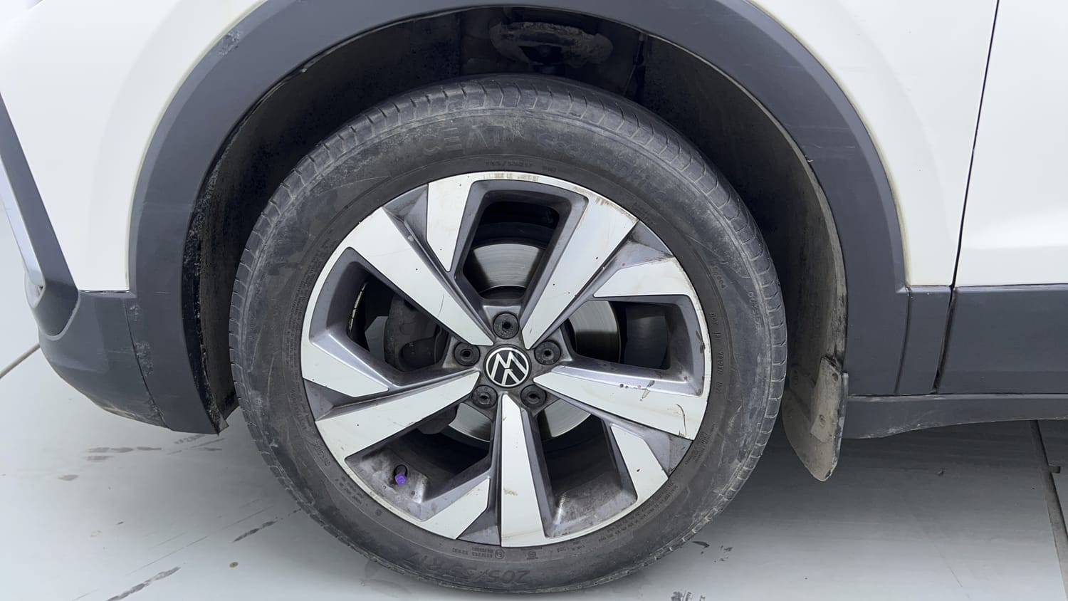 2021 Volkswagen Taigun Topline 1.0 TSI AT-34