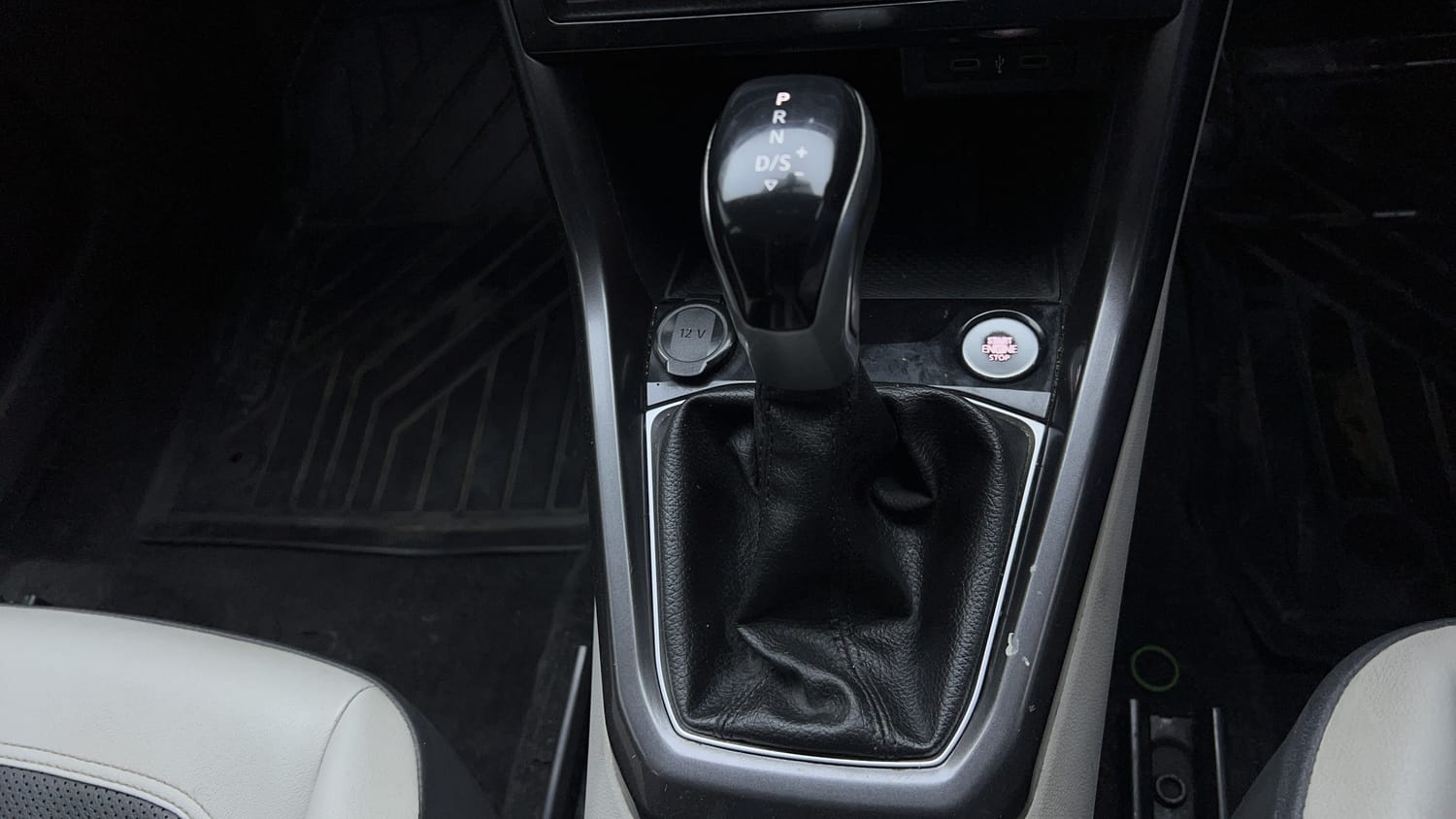 2021 Volkswagen Taigun Topline 1.0 TSI AT-16