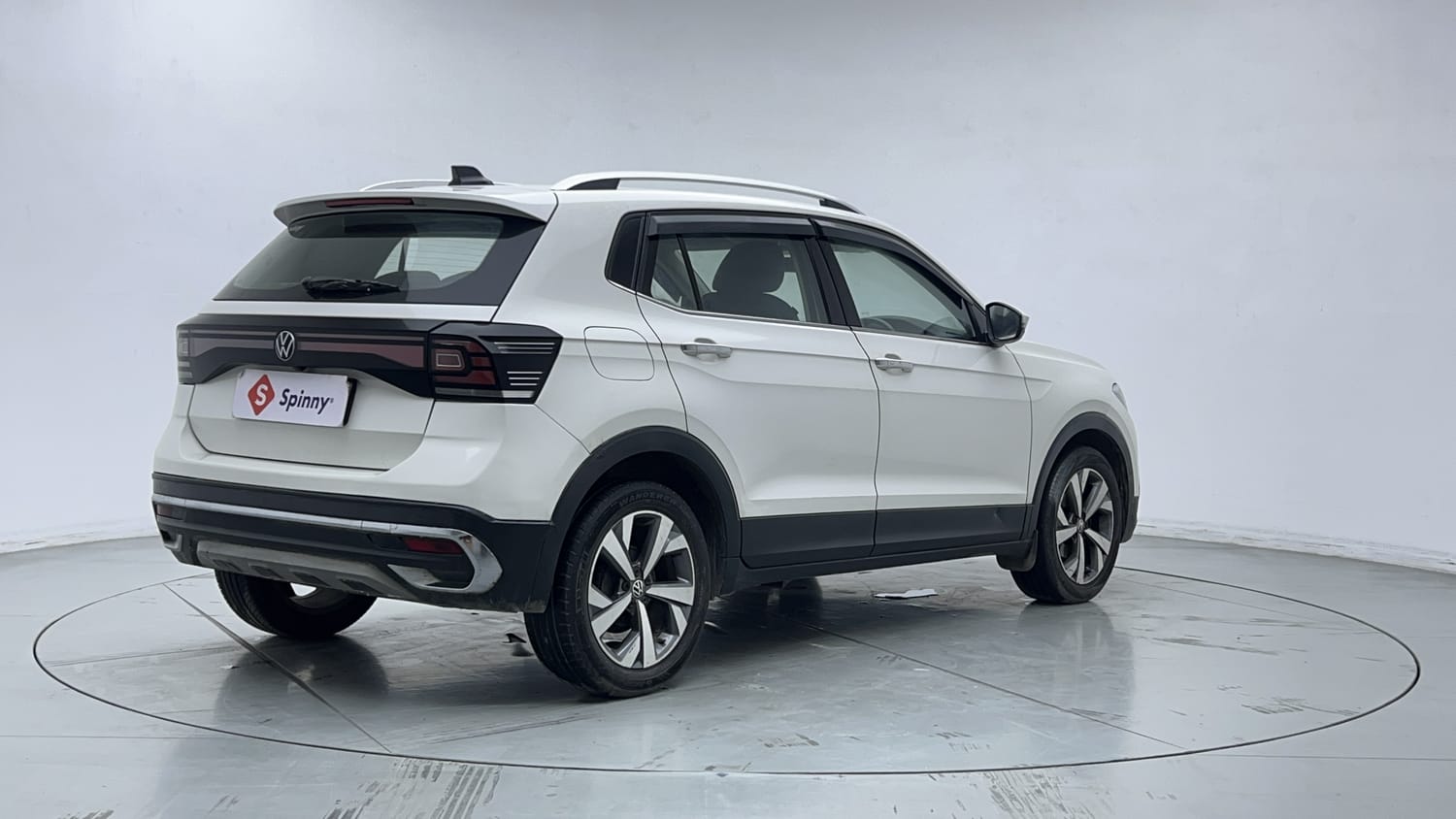 2021 Volkswagen Taigun Topline 1.0 TSI AT-4