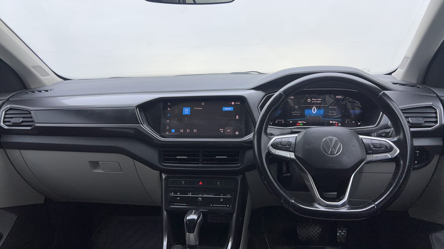 2021 Volkswagen Taigun Topline 1.0 TSI AT-12
