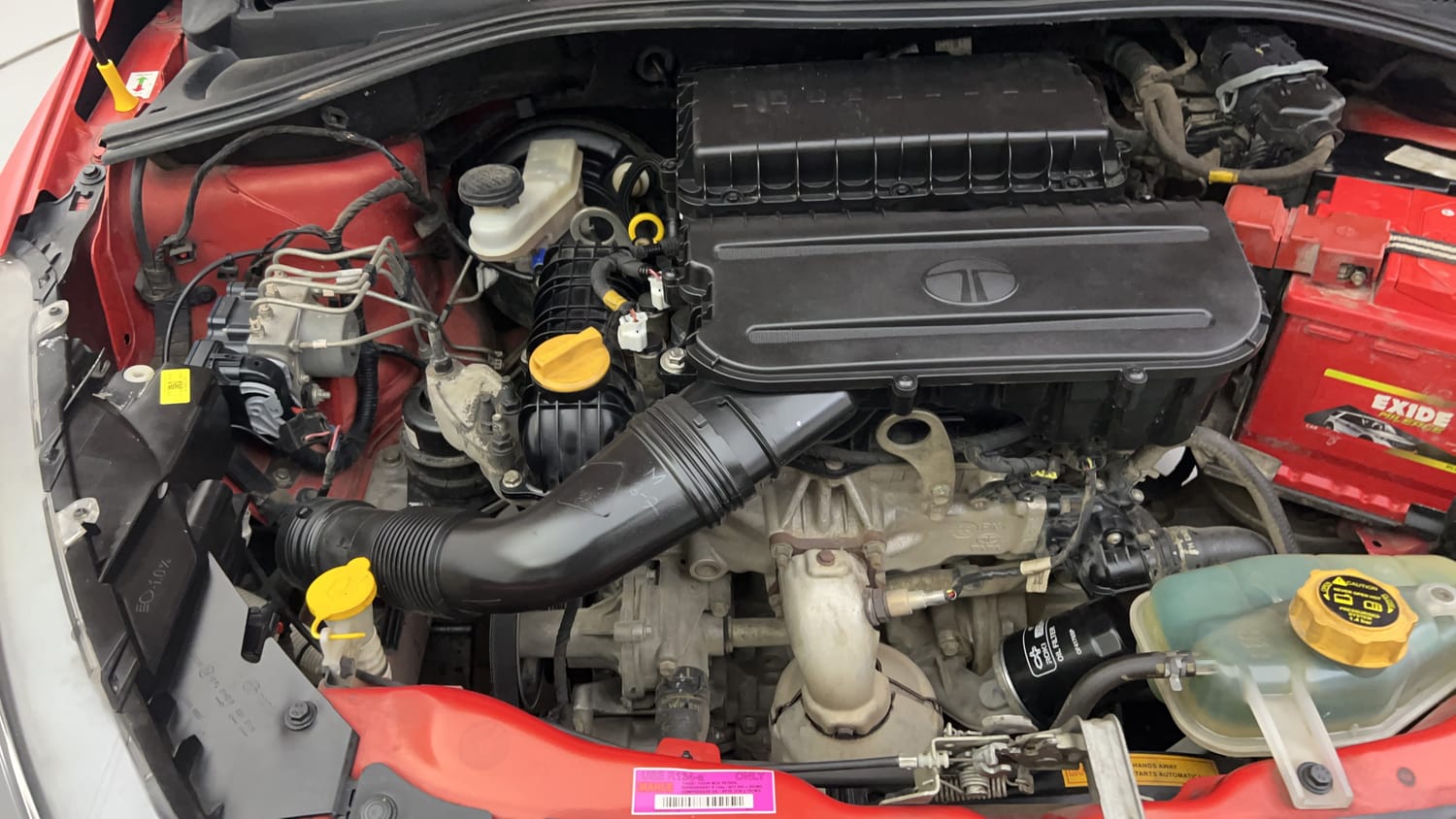 Used 2022 Tata Tiago XT CNG Cng Manual engine ENGINE RIGHT SIDE VIEW