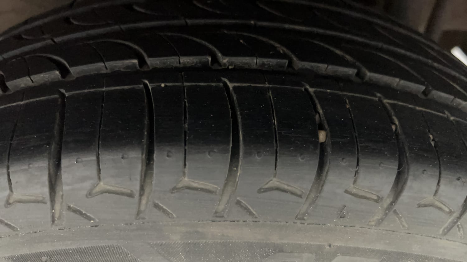 Used 2022 Tata Tiago XT CNG Cng Manual tyres LEFT REAR TYRE TREAD VIEW