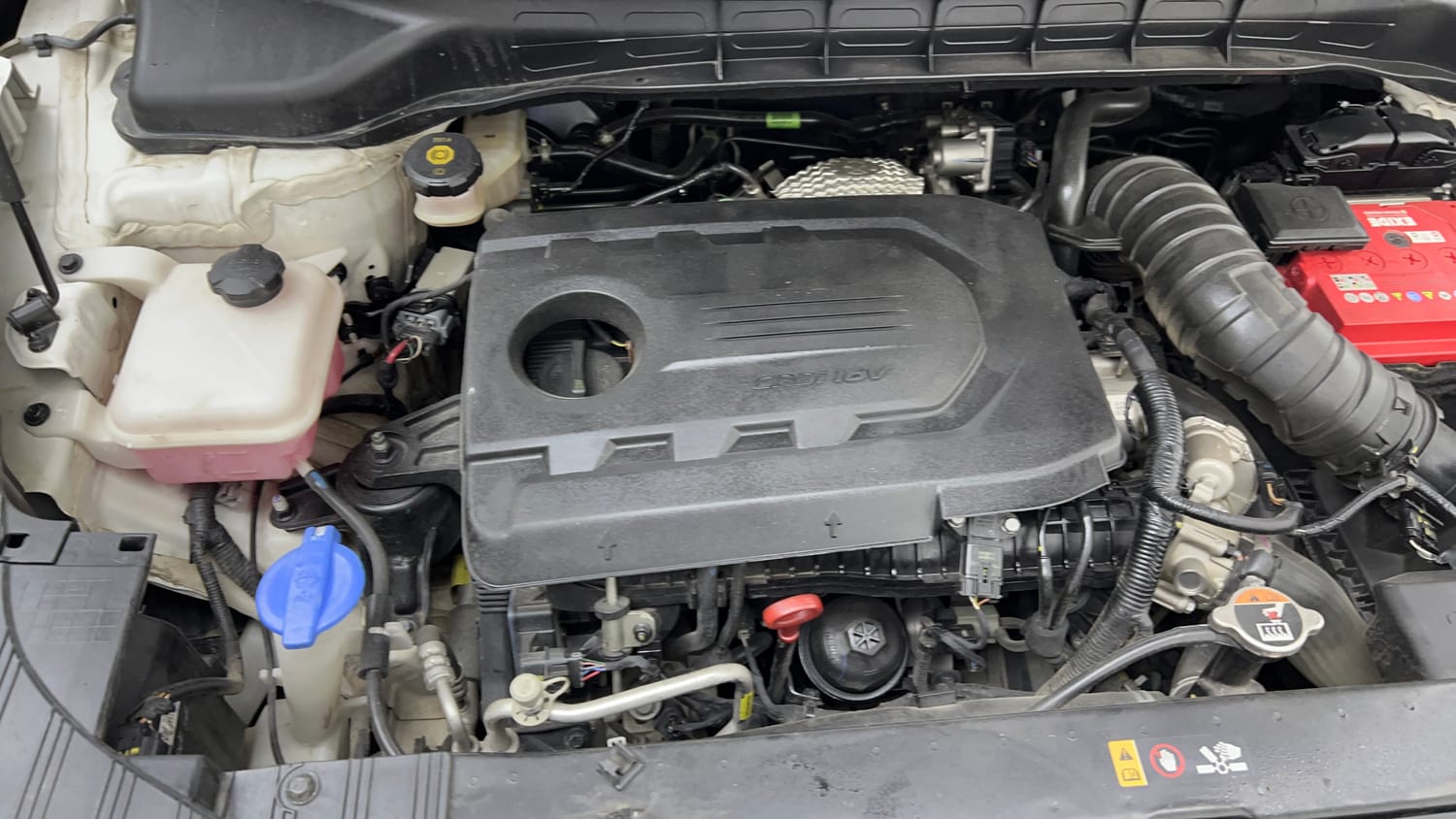 Used 2023 Kia Carens Prestige Plus 1.5 Diesel MT 7 STR Diesel Manual engine ENGINE RIGHT SIDE VIEW