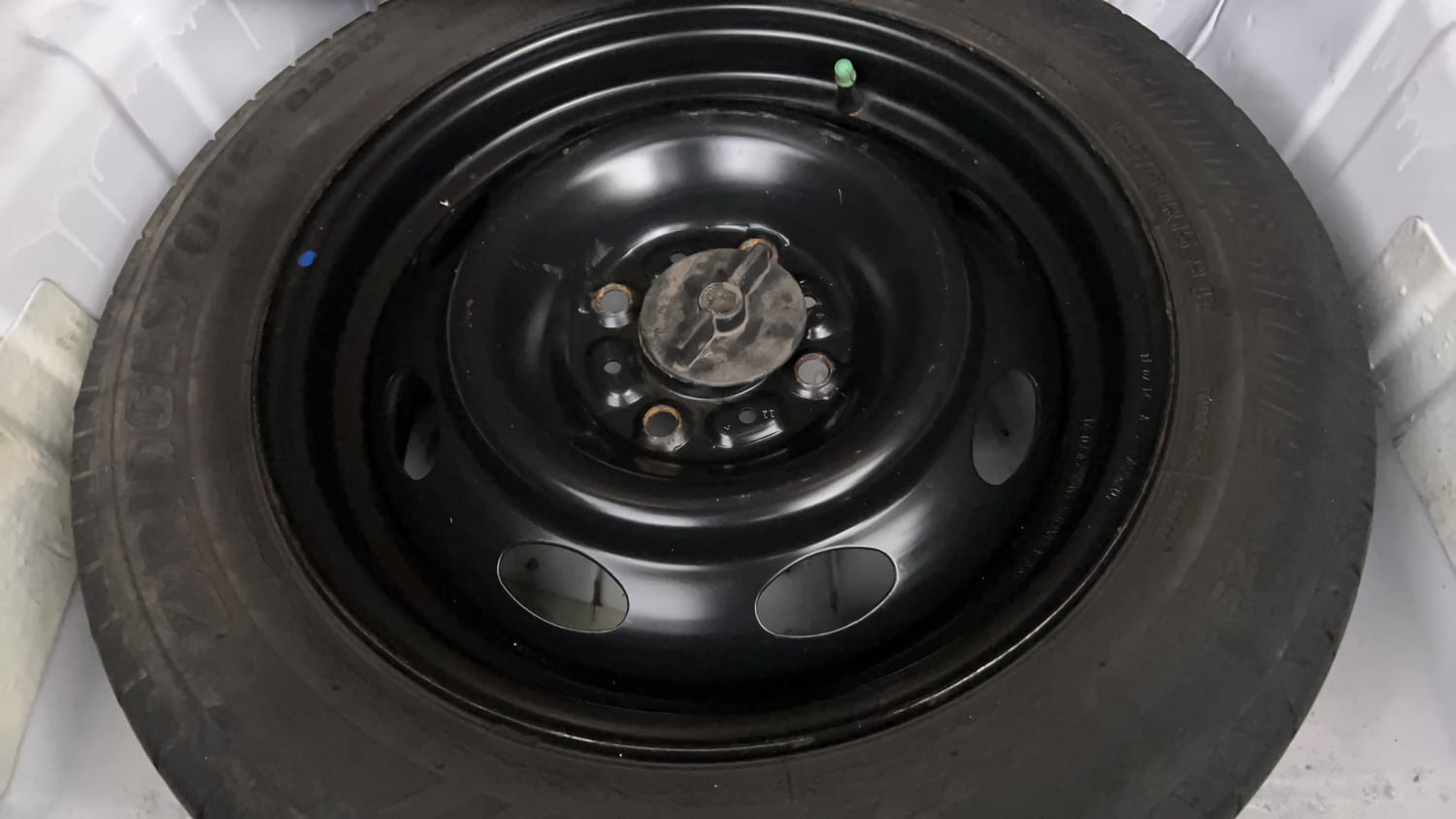 Used 2015 Tata Zest XMA Diesel Diesel Automatic tyres SPARE TYRE VIEW