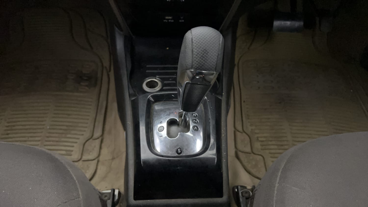 Used 2015 Tata Zest XMA Diesel Diesel Automatic interior GEAR  KNOB VIEW