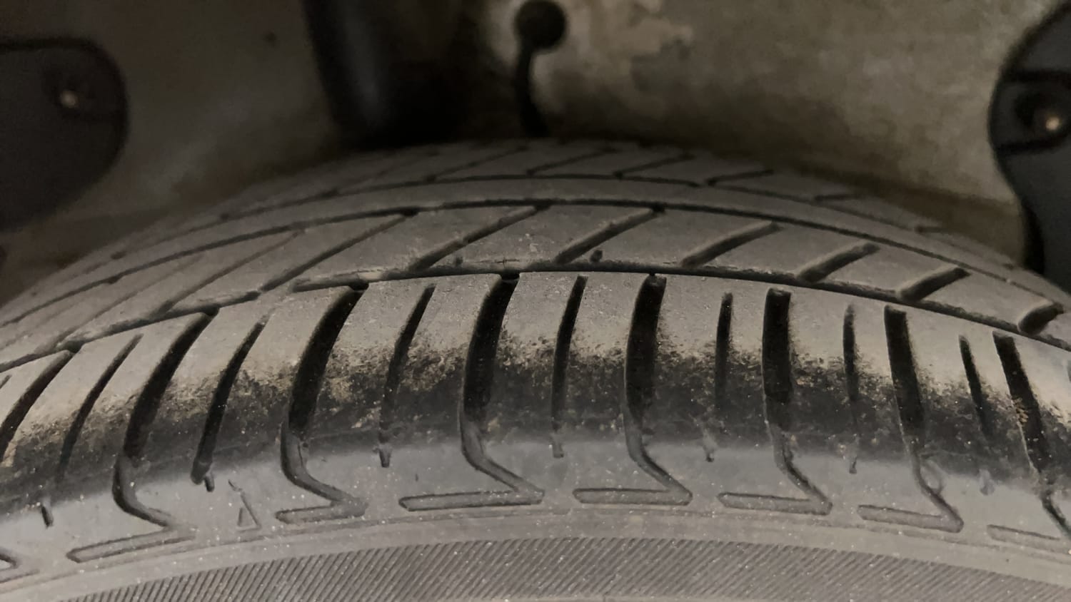 Used 2015 Tata Zest XMA Diesel Diesel Automatic tyres RIGHT REAR TYRE TREAD VIEW