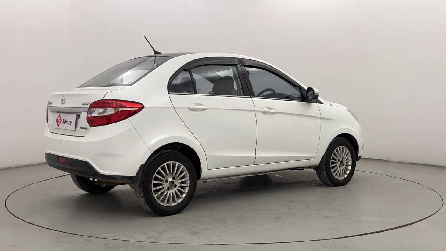Used 2015 Tata Zest XMA Diesel Diesel Automatic exterior RIGHT REAR CORNER VIEW