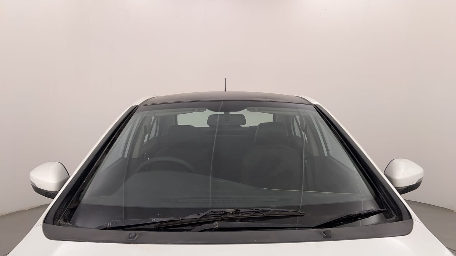 Used 2015 Tata Zest XMA Diesel Diesel Automatic exterior FRONT WINDSHIELD VIEW