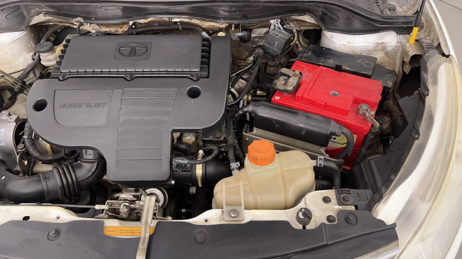 Used 2015 Tata Zest XMA Diesel Diesel Automatic engine ENGINE LEFT SIDE VIEW