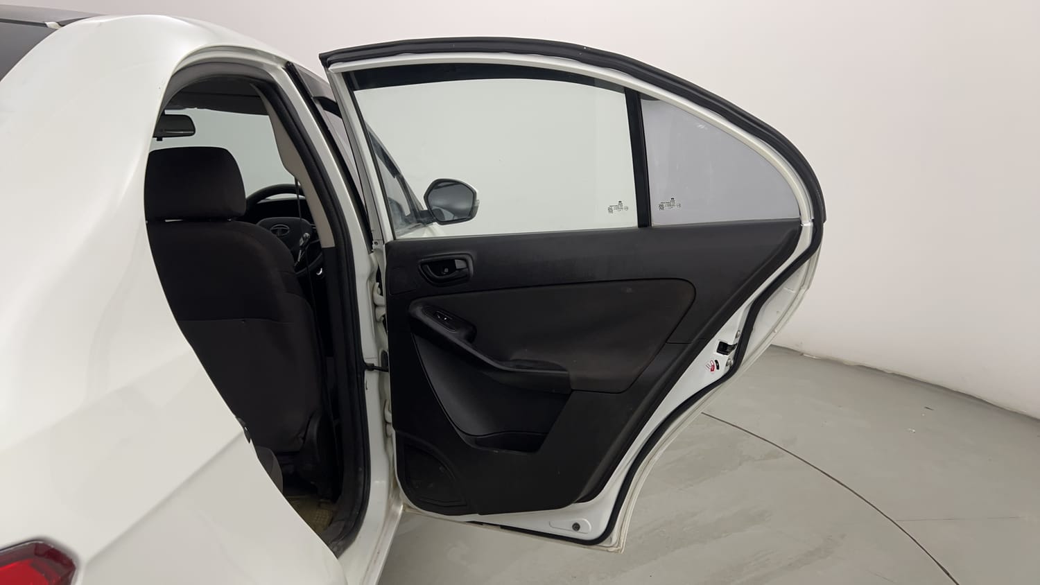 Used 2015 Tata Zest XMA Diesel Diesel Automatic interior RIGHT REAR DOOR OPEN VIEW