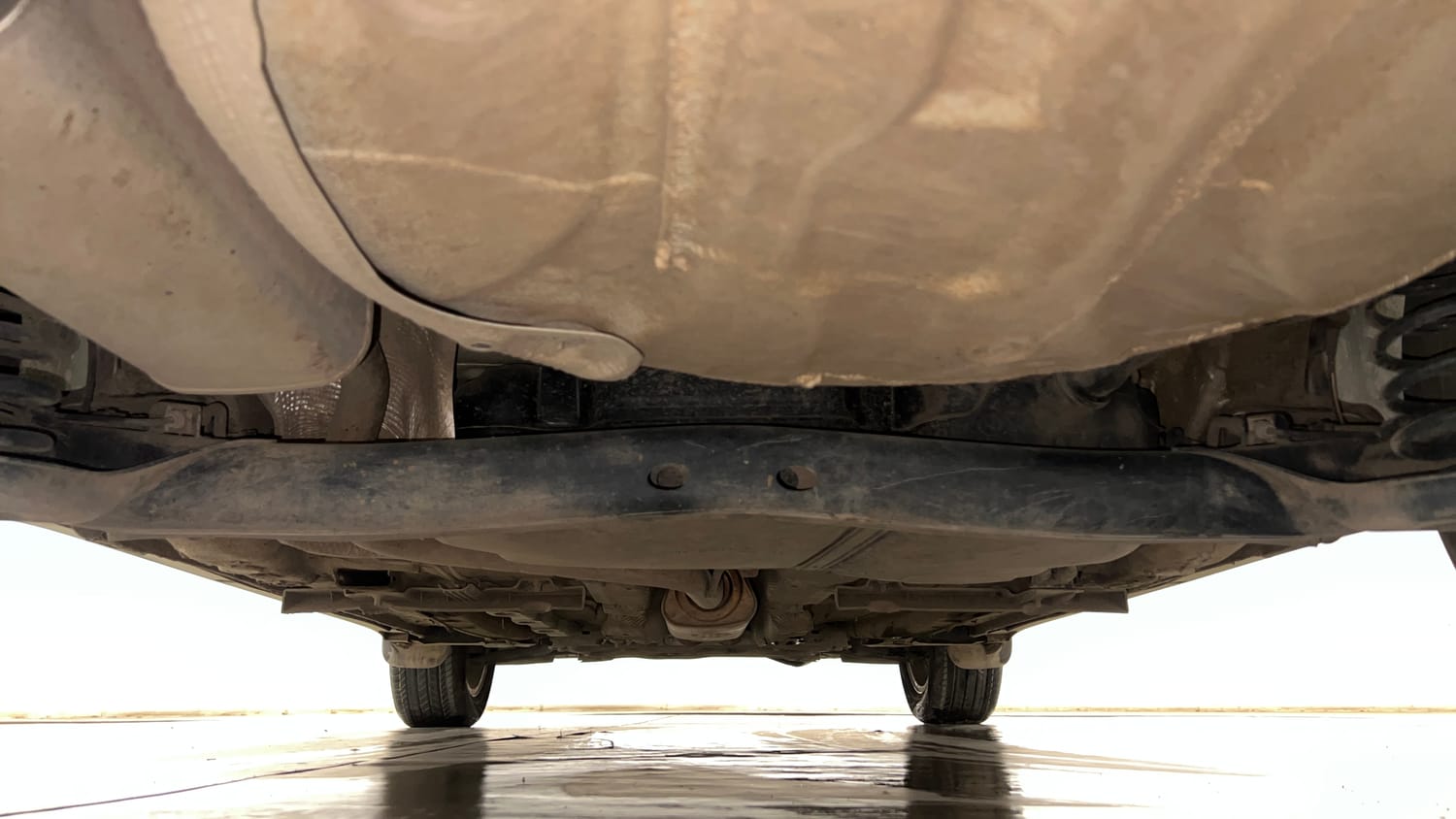 Used 2023 Skoda Kushaq Ambition 1.0L TSI MT Petrol Manual extra REAR UNDERBODY VIEW (TAKEN FROM REAR)