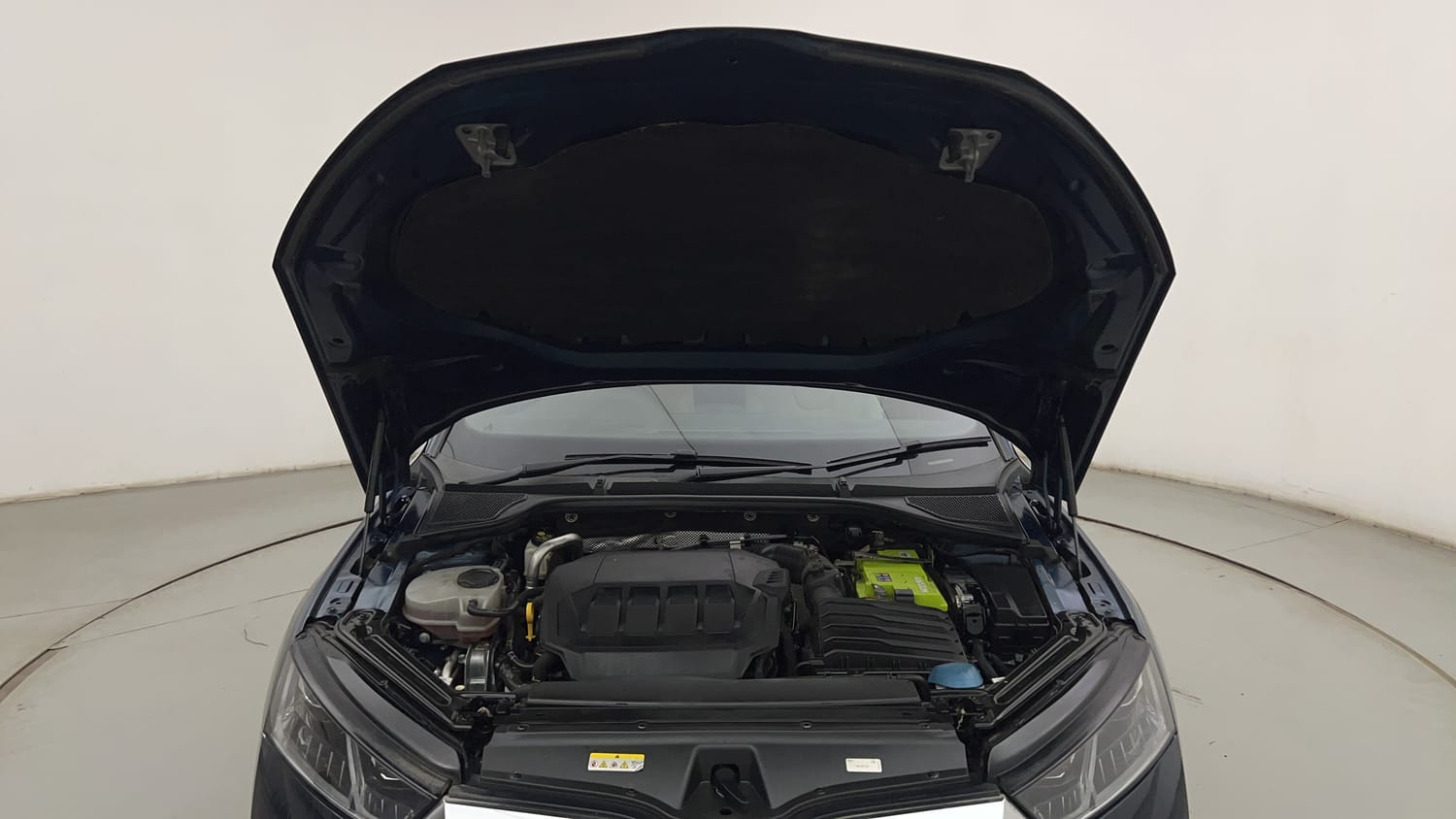 Used 2021 Skoda Octavia L&K 2.0 Petrol Automatic engine ENGINE & BONNET OPEN FRONT VIEW