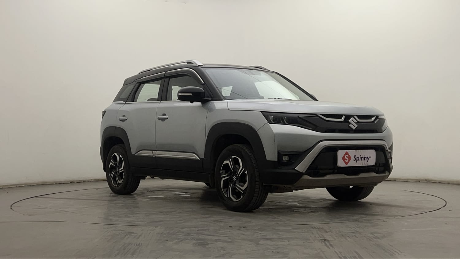 Used 2022 Maruti Suzuki Brezza Zxi Plus Dual Tone Petrol Manual exterior RIGHT FRONT CORNER VIEW