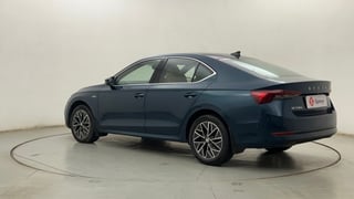 Used 2021 Skoda Octavia L&K 2.0 Petrol Automatic exterior LEFT REAR CORNER VIEW