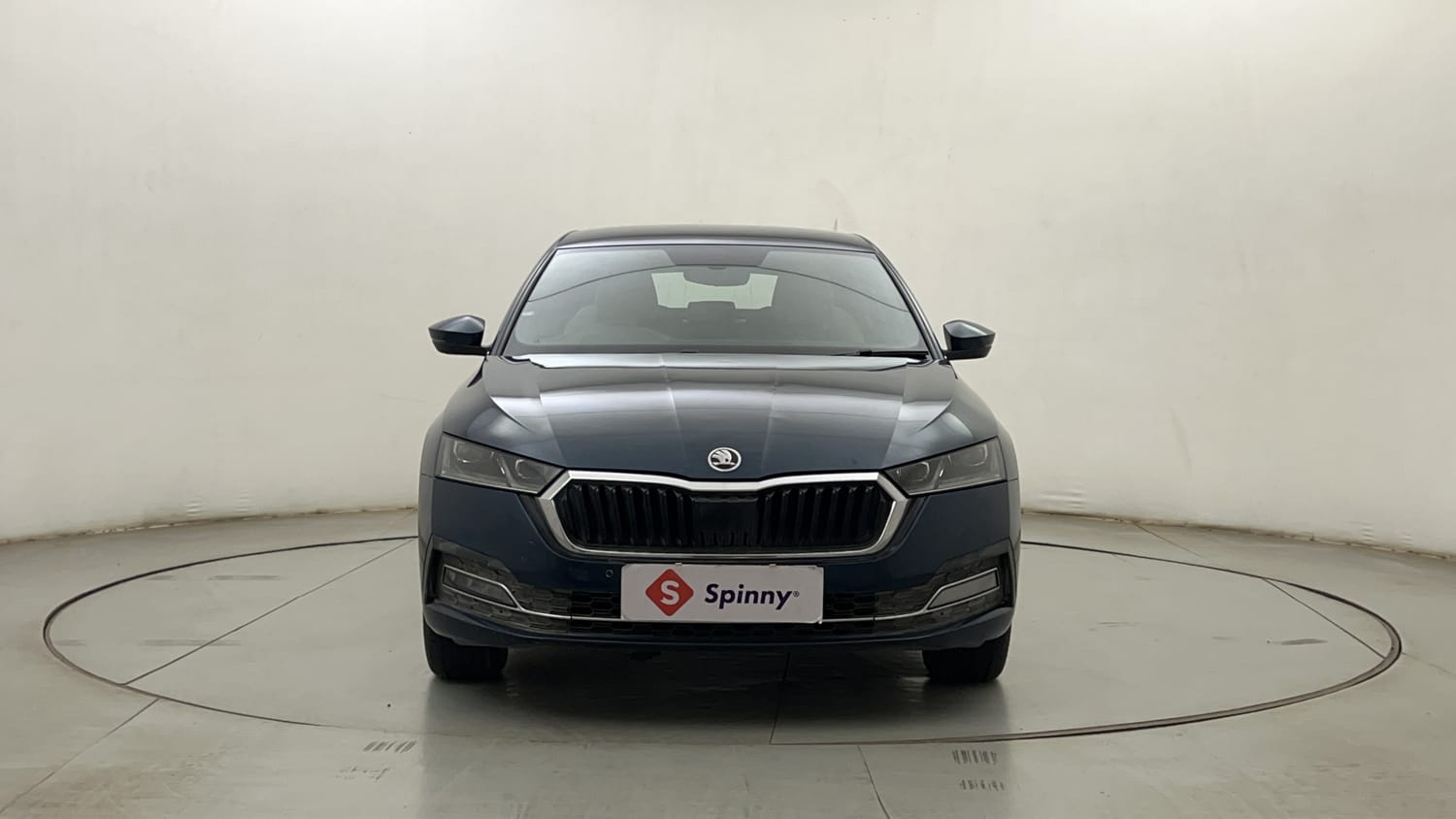 Used 2021 Skoda Octavia L&K 2.0 Petrol Automatic exterior FRONT VIEW